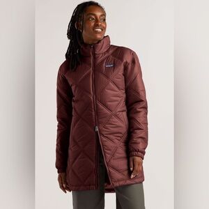 NEW Patagonia Pine Bank Insulated Parka small dark ruby